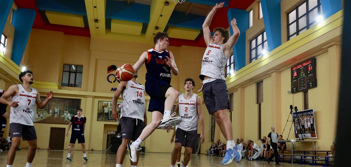 Сборная России U20 обыграла юниоров Швейцарии