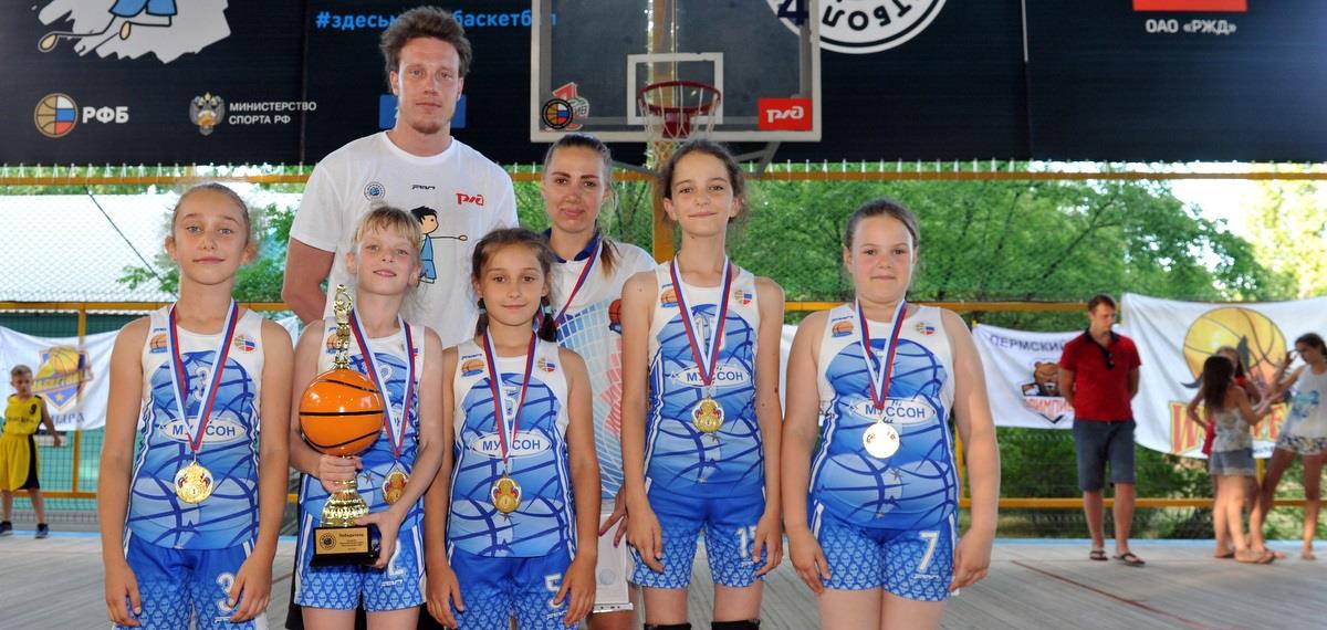 Дмитрий Кулагин посетил фестиваль «Мини-баскетбол РФБ»