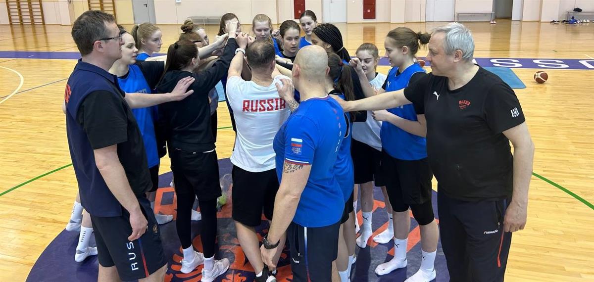 Стартовал сбор юниорок U16