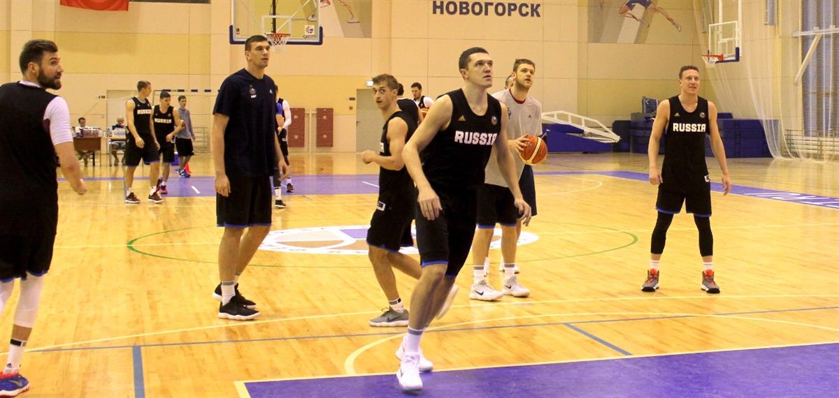 Мужская сборная России провела открытую тренировку в Новогорске