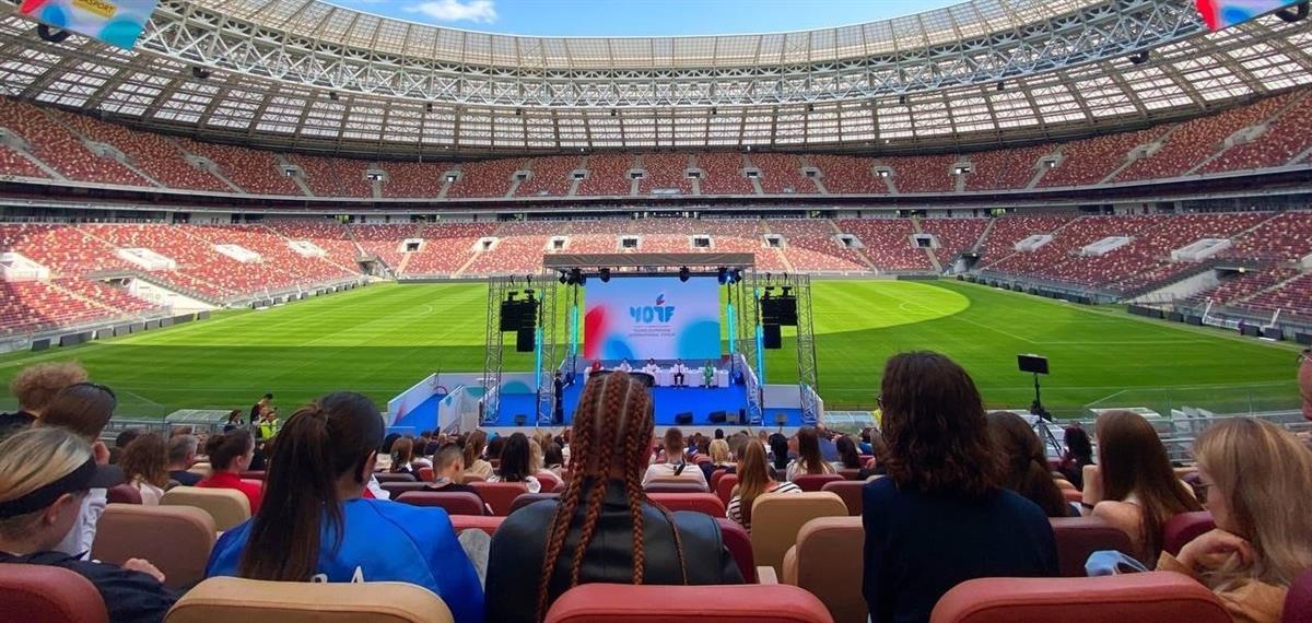 Ващенко и Сергиенко приняли участие в V Международном форуме юных олимпийцев