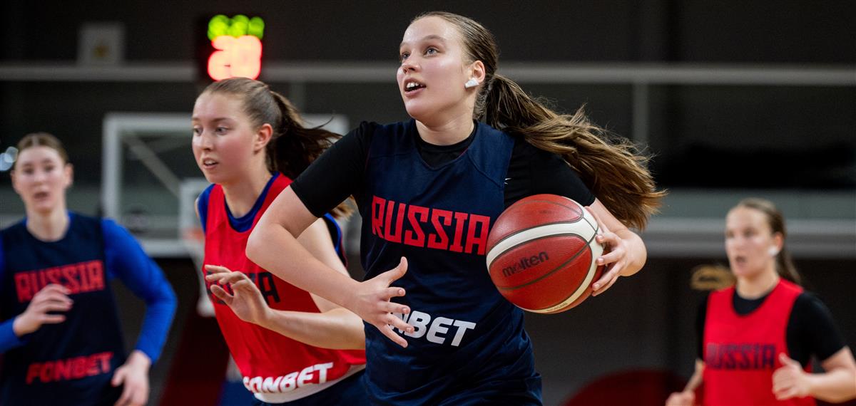 Открытые тренировки женской сборной U20 пройдут в Сочи