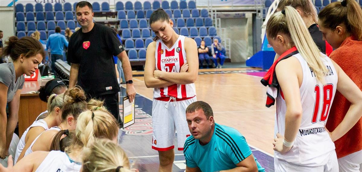 «Спарта энд К» слетала в Грецию, «Инвента» выиграла домашний кубок, а столичное «Динамо» стартовало в Европейской баскетбольной лиге 