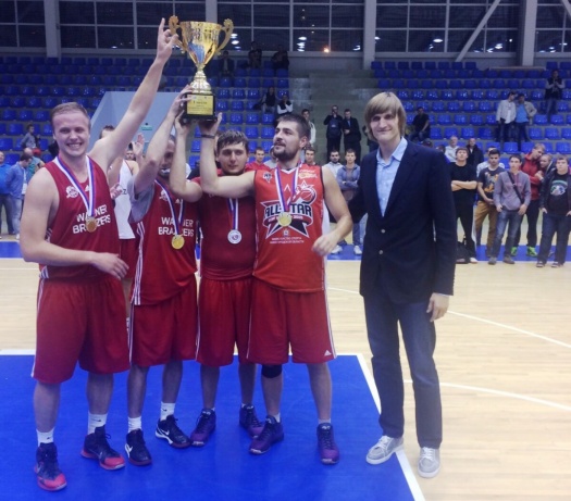 Warner Brazzers – чемпион России по стритболу